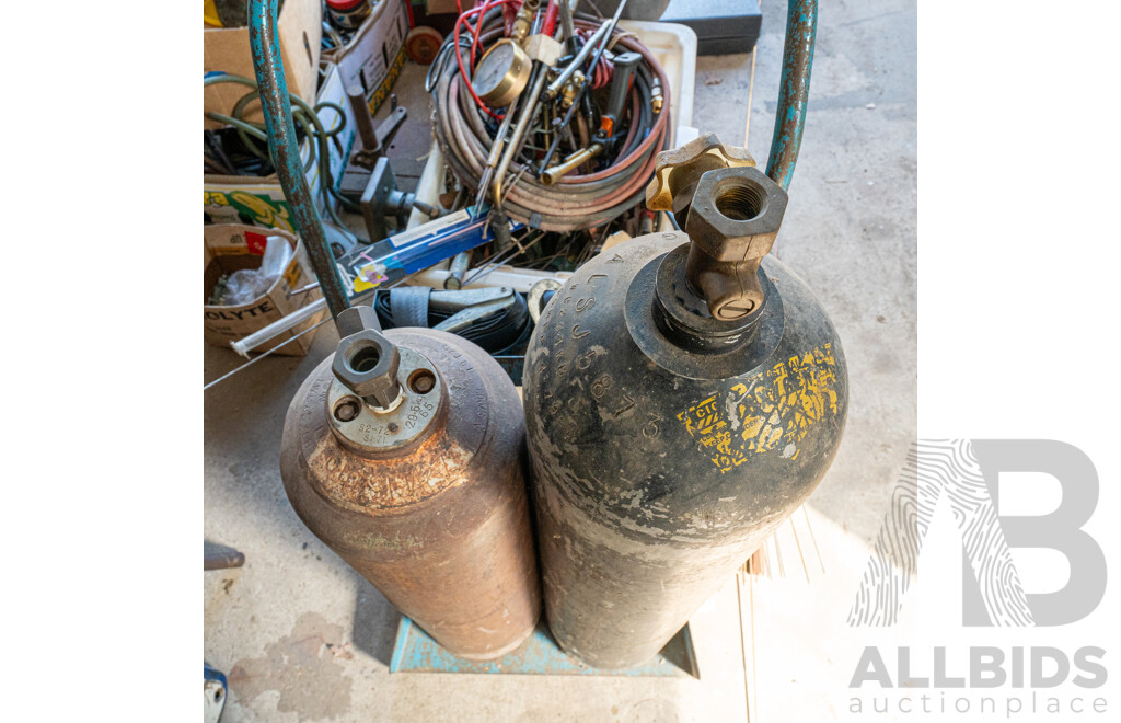 Oxy Acetylene Trolley with Gas Bottles & Miscellaneous Welding Accessories ETC