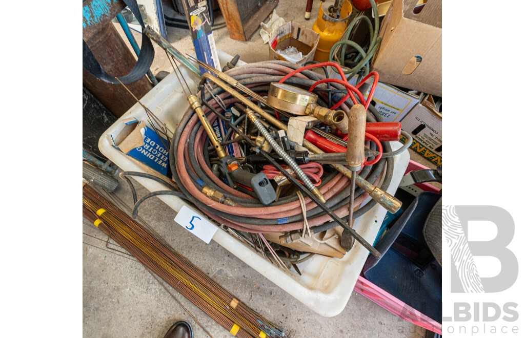 Oxy Acetylene Trolley with Gas Bottles & Miscellaneous Welding Accessories ETC