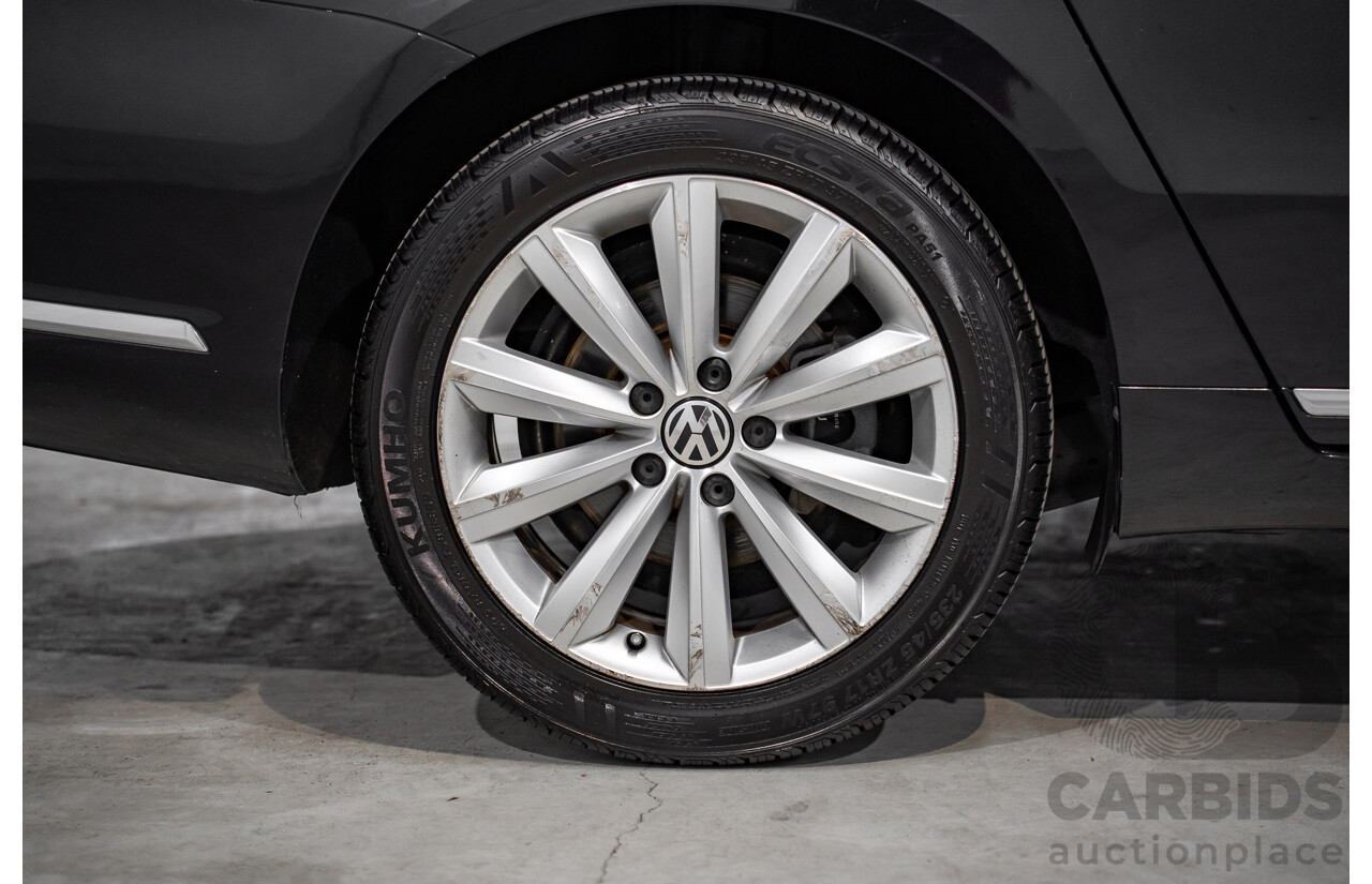 10/2014 Volkswagen Passat 118 TSI 3C MY15 4d Wagon Deep Black Pearl Turbo 1.8L