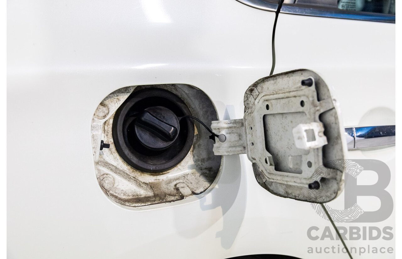 9/2014 Nissan Pulsar ST B17 4d Sedan Diamond White 1.8L