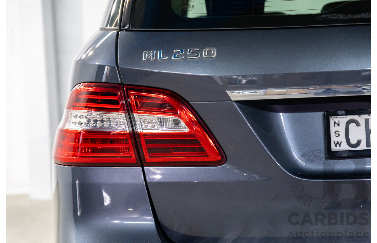 4/2012 Mercedes-Benz ML250 CDI Bluetec (4x4) 166 4d Wagon Tenorite Grey Metallic Turbo Diesel 2.1L