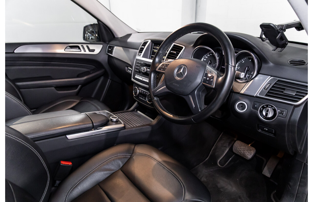 4/2012 Mercedes-Benz ML250 CDI Bluetec (4x4) 166 4d Wagon Tenorite Grey Metallic Turbo Diesel 2.1L