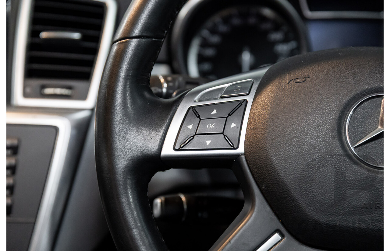 4/2012 Mercedes-Benz ML250 CDI Bluetec (4x4) 166 4d Wagon Tenorite Grey Metallic Turbo Diesel 2.1L