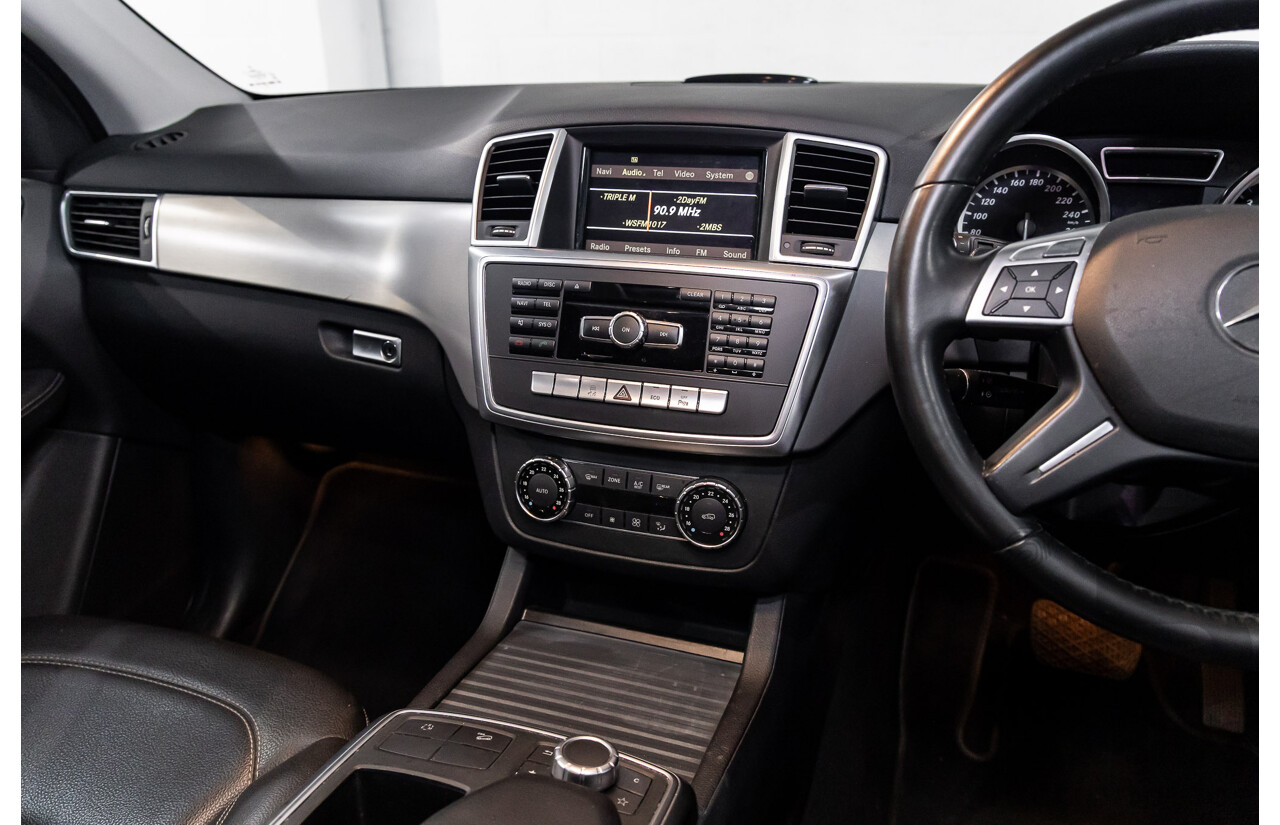 4/2012 Mercedes-Benz ML250 CDI Bluetec (4x4) 166 4d Wagon Tenorite Grey Metallic Turbo Diesel 2.1L