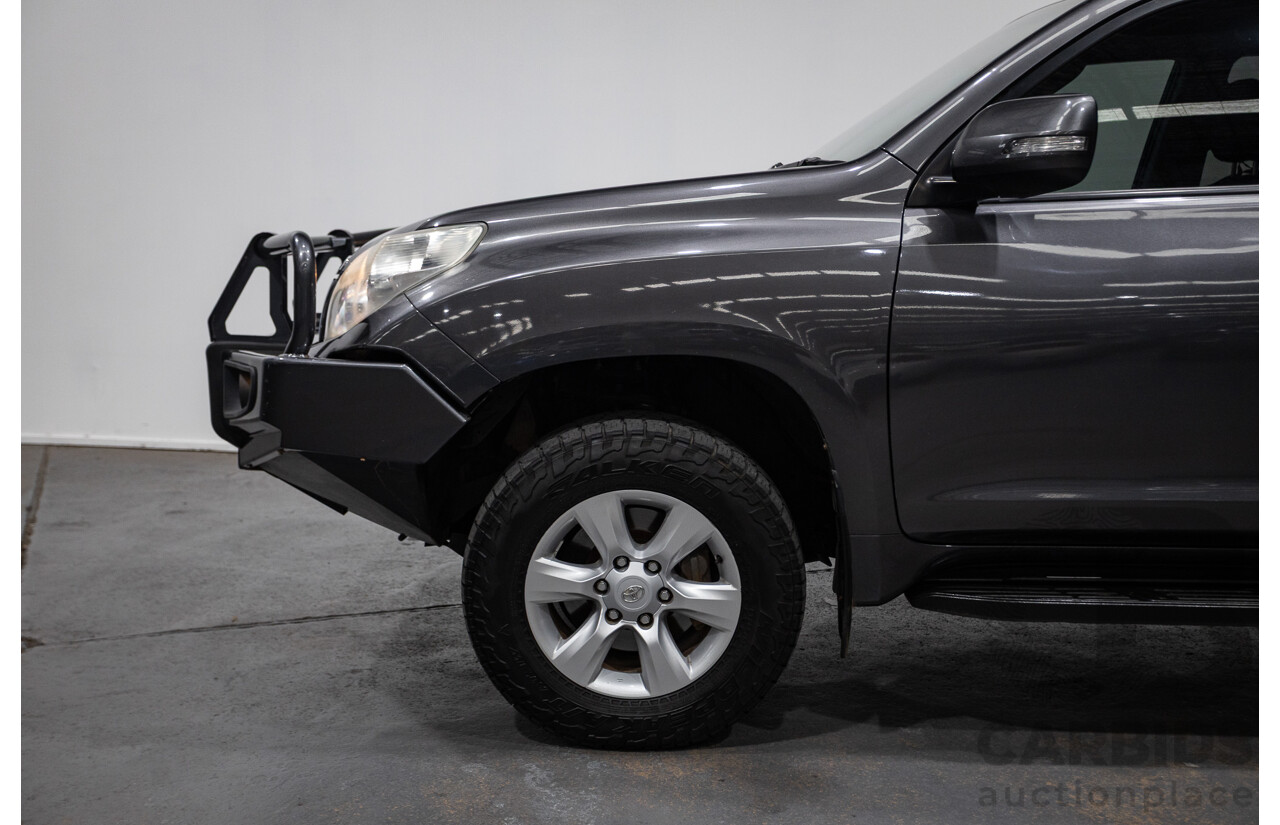 8/2013 Toyota Landcruiser Prado GXL (4x4) KDJ150R 4d Wagon Graphite Metallic Grey Turbo Diesel 3.0L - 7 Seater
