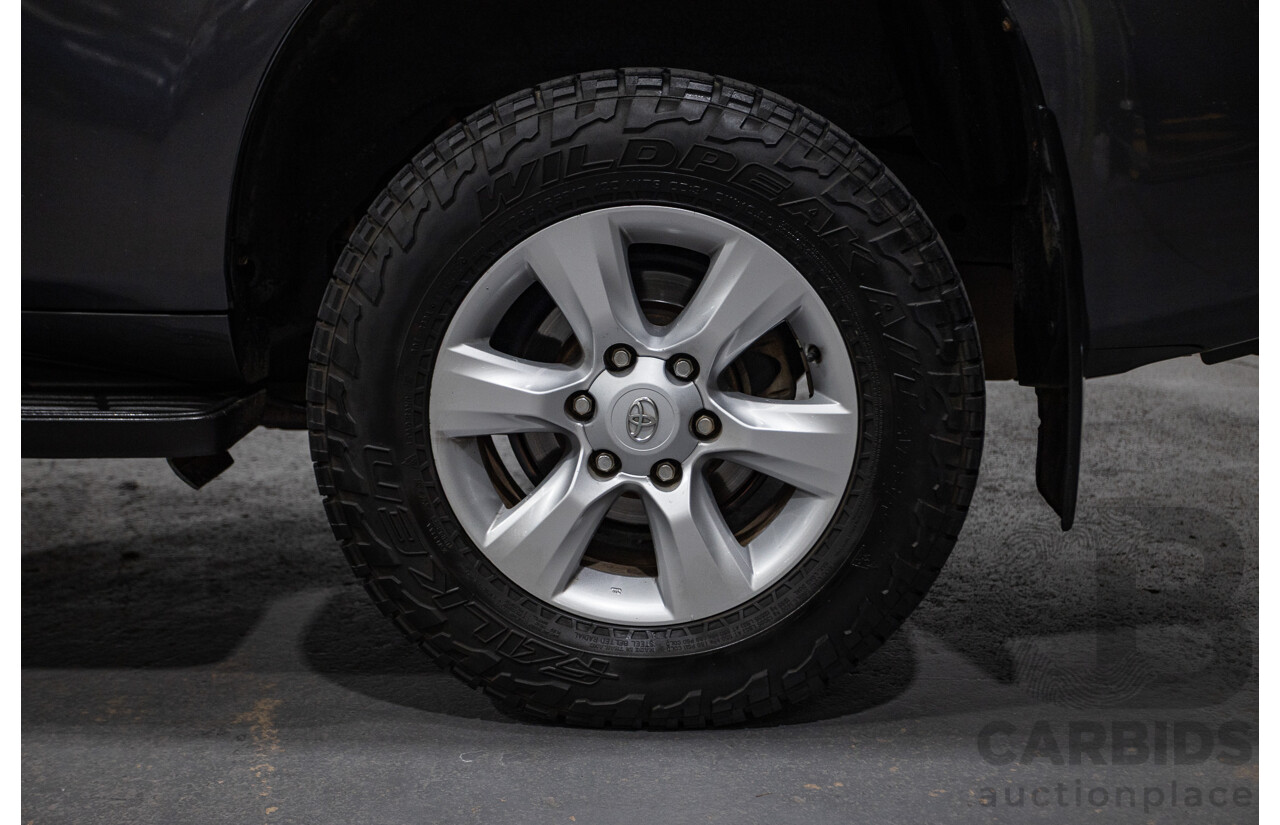 8/2013 Toyota Landcruiser Prado GXL (4x4) KDJ150R 4d Wagon Graphite Metallic Grey Turbo Diesel 3.0L - 7 Seater