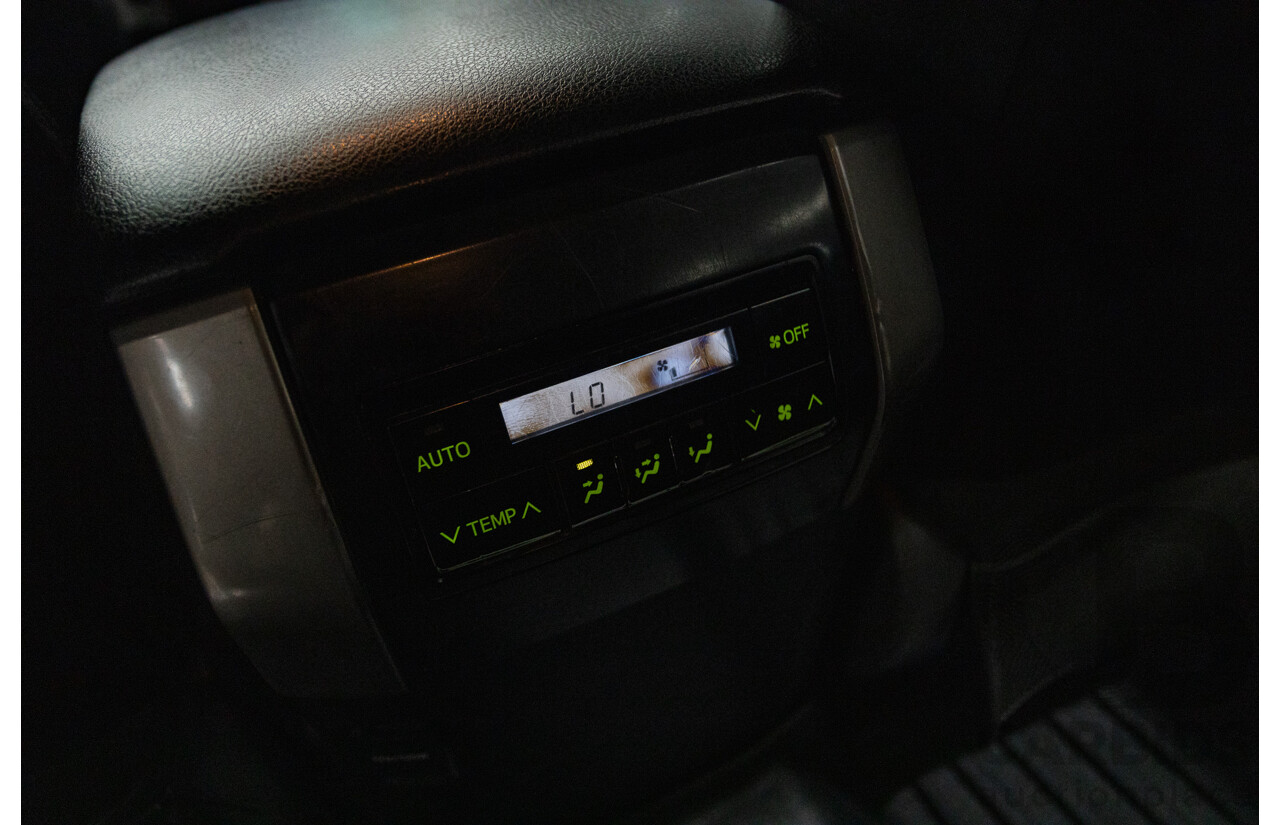 8/2013 Toyota Landcruiser Prado GXL (4x4) KDJ150R 4d Wagon Graphite Metallic Grey Turbo Diesel 3.0L - 7 Seater