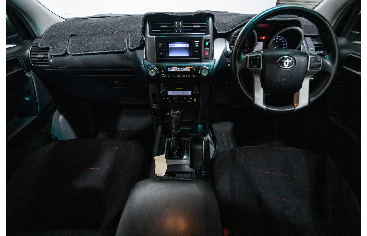 8/2013 Toyota Landcruiser Prado GXL (4x4) KDJ150R 4d Wagon Graphite Metallic Grey Turbo Diesel 3.0L - 7 Seater