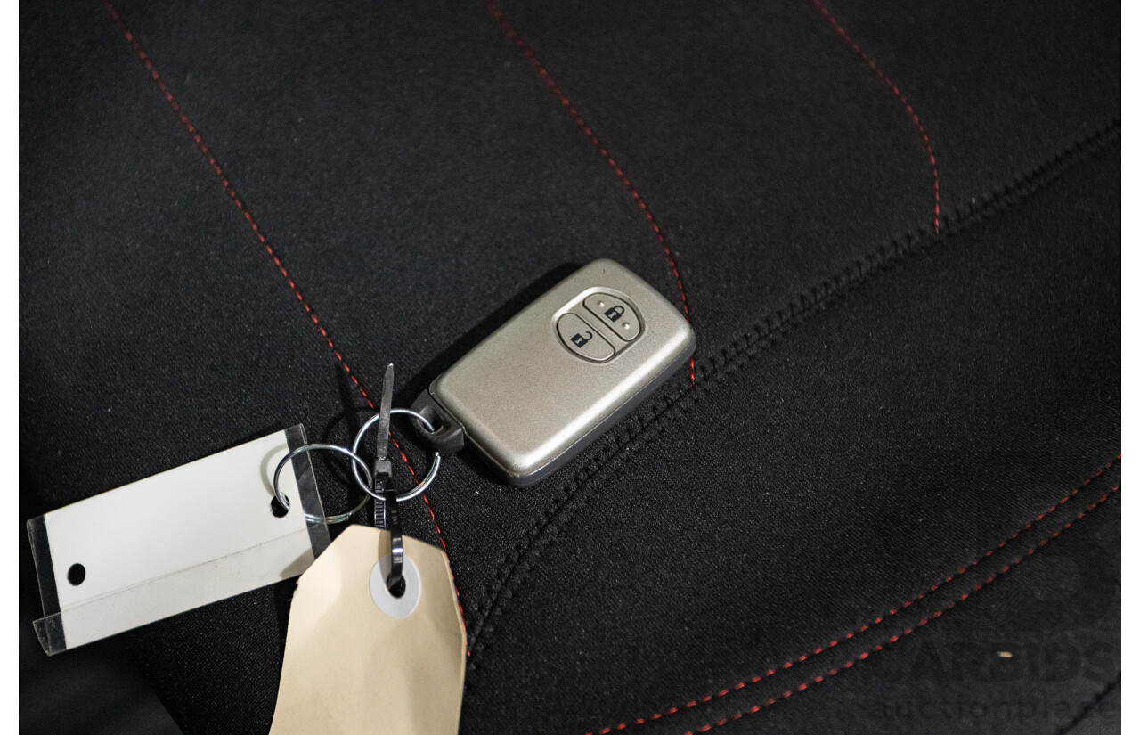 8/2013 Toyota Landcruiser Prado GXL (4x4) KDJ150R 4d Wagon Graphite Metallic Grey Turbo Diesel 3.0L - 7 Seater