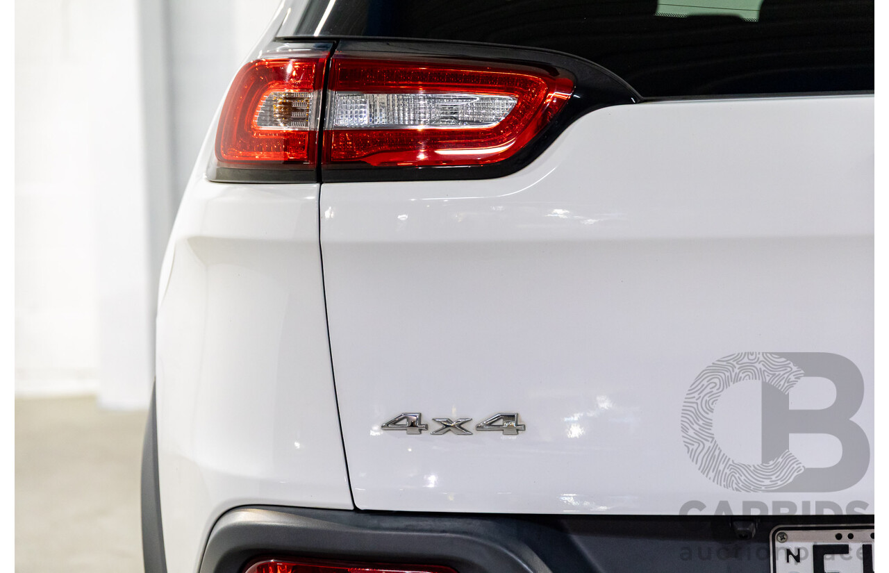 7/2014 Jeep Cherokee Longitude (4x4) KL 4d Wagon Bright White V6 3.2L