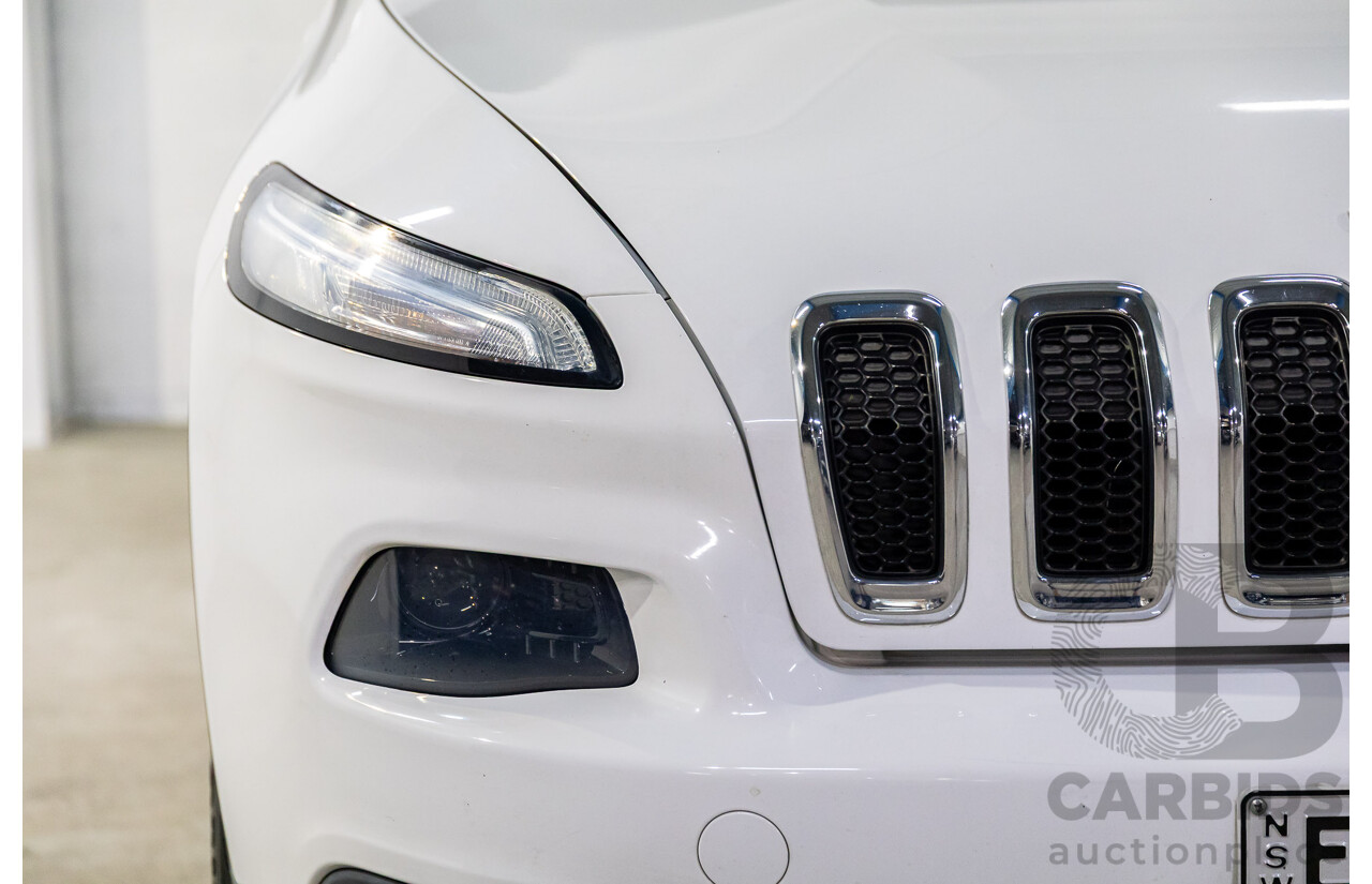 7/2014 Jeep Cherokee Longitude (4x4) KL 4d Wagon Bright White V6 3.2L