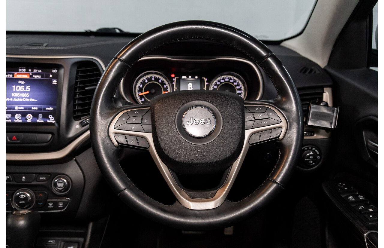 7/2014 Jeep Cherokee Longitude (4x4) KL 4d Wagon Bright White V6 3.2L