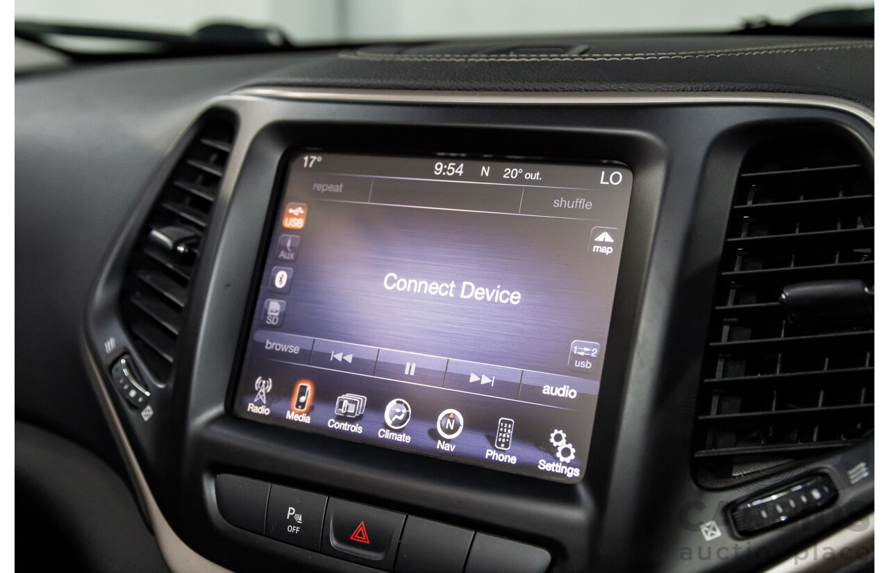 7/2014 Jeep Cherokee Longitude (4x4) KL 4d Wagon Bright White V6 3.2L