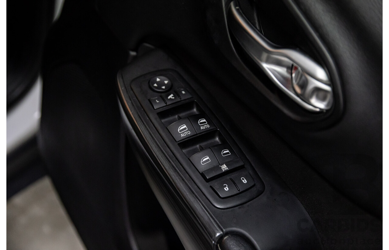 7/2014 Jeep Cherokee Longitude (4x4) KL 4d Wagon Bright White V6 3.2L