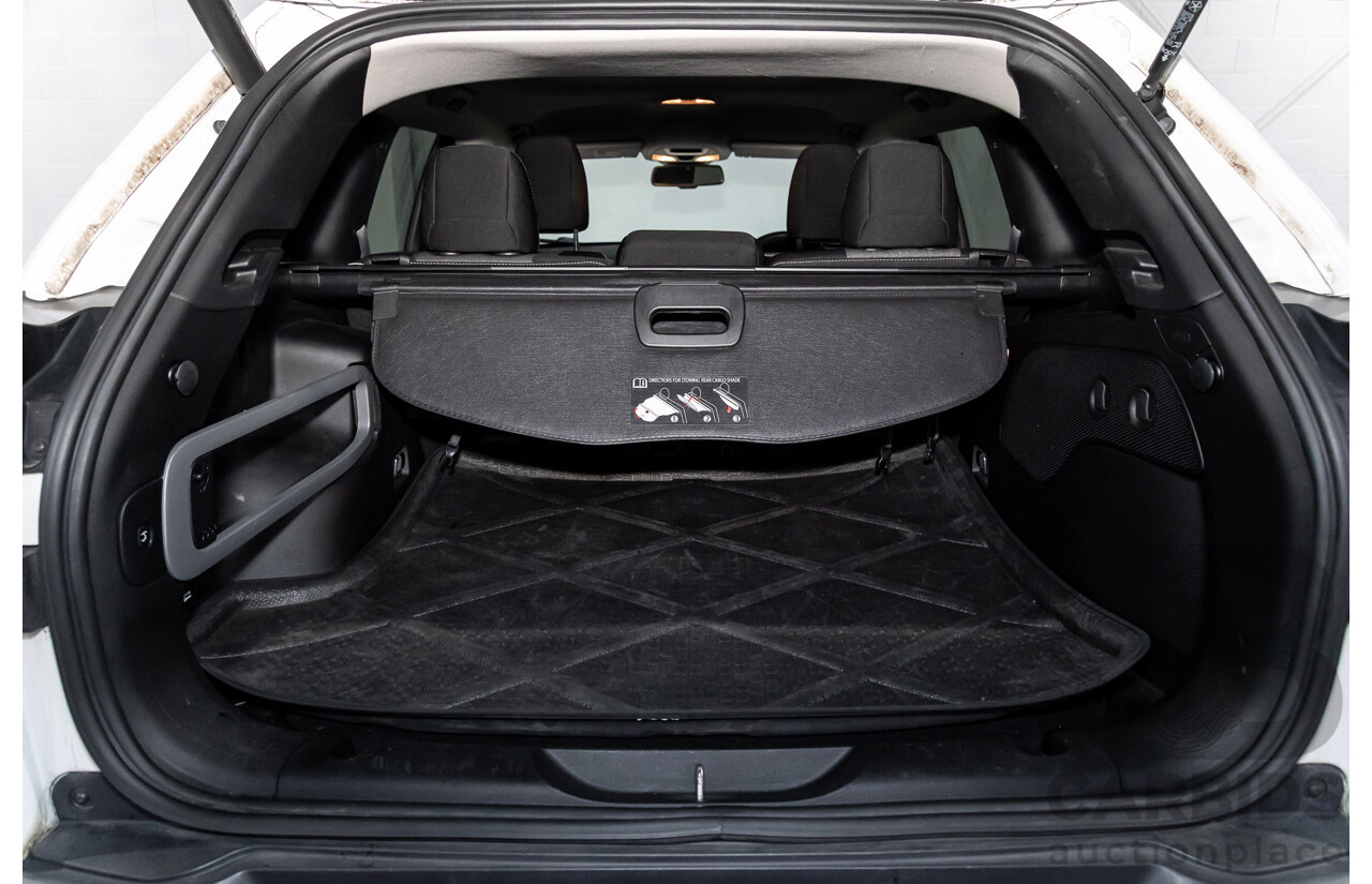 7/2014 Jeep Cherokee Longitude (4x4) KL 4d Wagon Bright White V6 3.2L