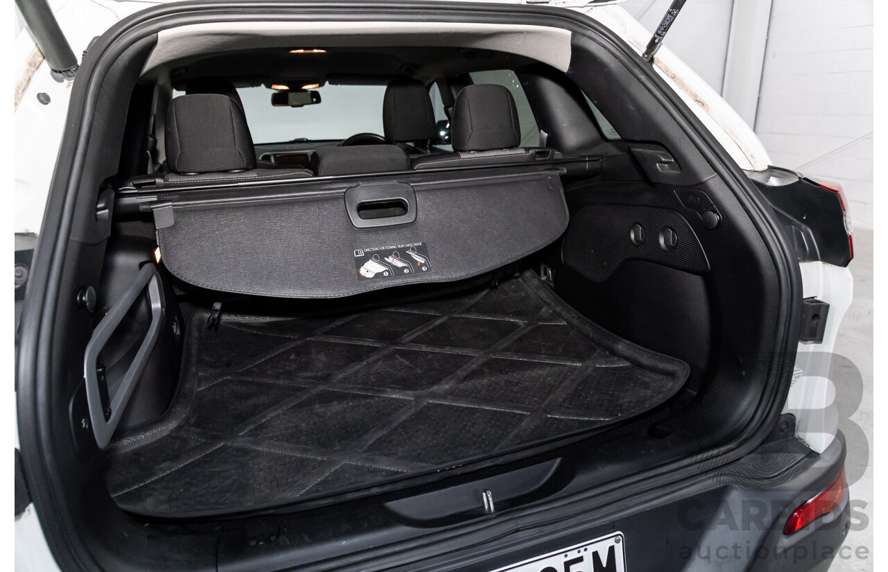 7/2014 Jeep Cherokee Longitude (4x4) KL 4d Wagon Bright White V6 3.2L