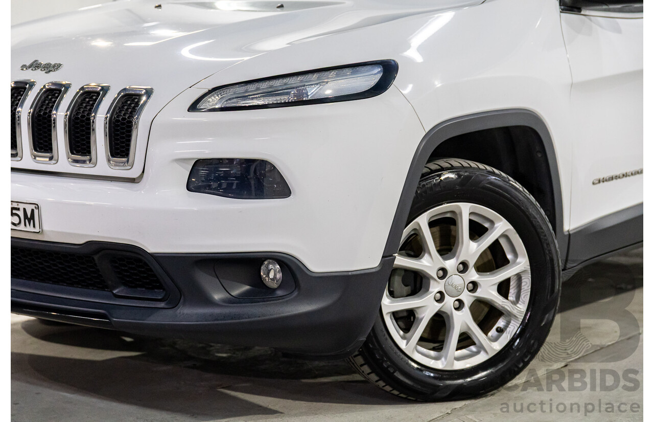 7/2014 Jeep Cherokee Longitude (4x4) KL 4d Wagon Bright White V6 3.2L
