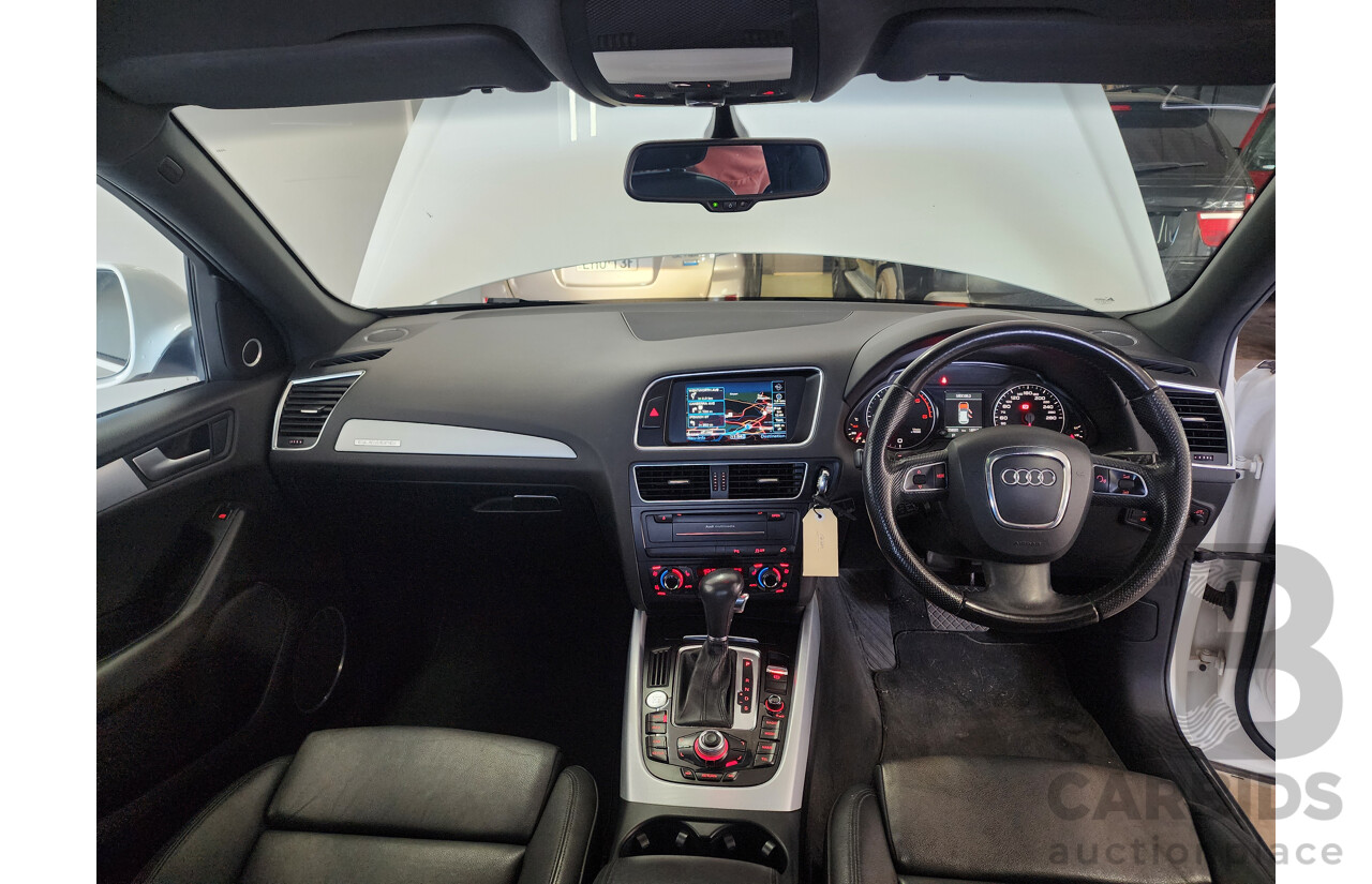 7/2012 Audi Q5 3.0 TDI Quattro 8R MY12 4d Wagon White 3.0L