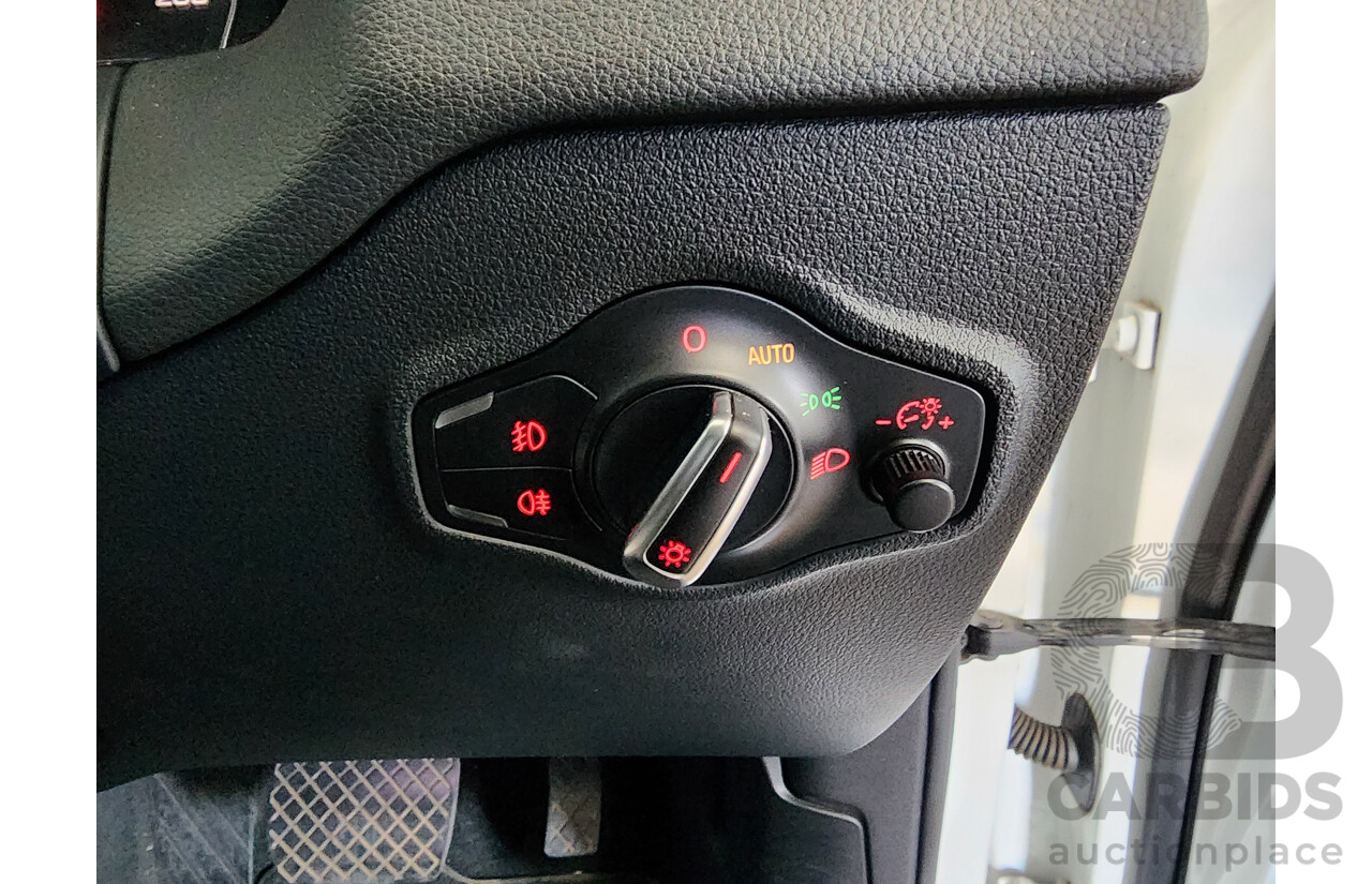 7/2012 Audi Q5 3.0 TDI Quattro 8R MY12 4d Wagon White 3.0L