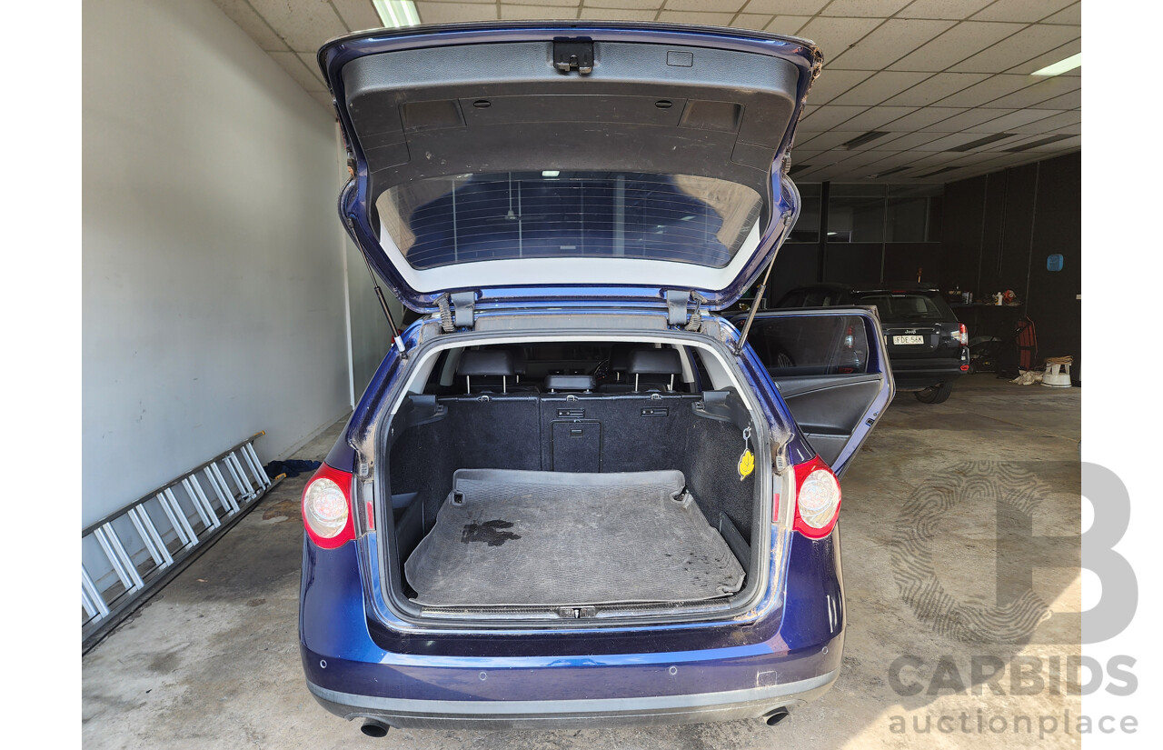 4/2006 Volkswagen Passat 3.2 V6 FSI 3C 4d Wagon Blue 3.2L