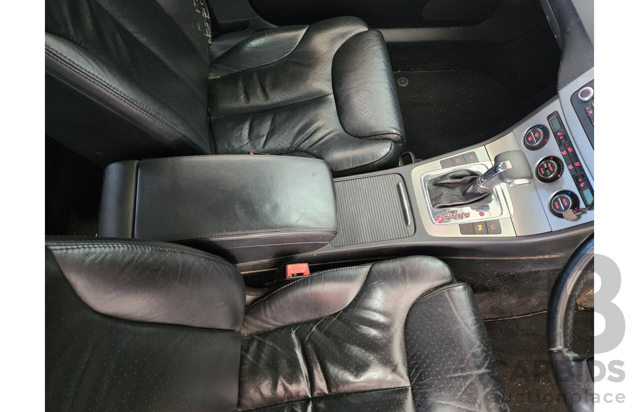 4/2006 Volkswagen Passat 3.2 V6 FSI 3C 4d Wagon Blue 3.2L