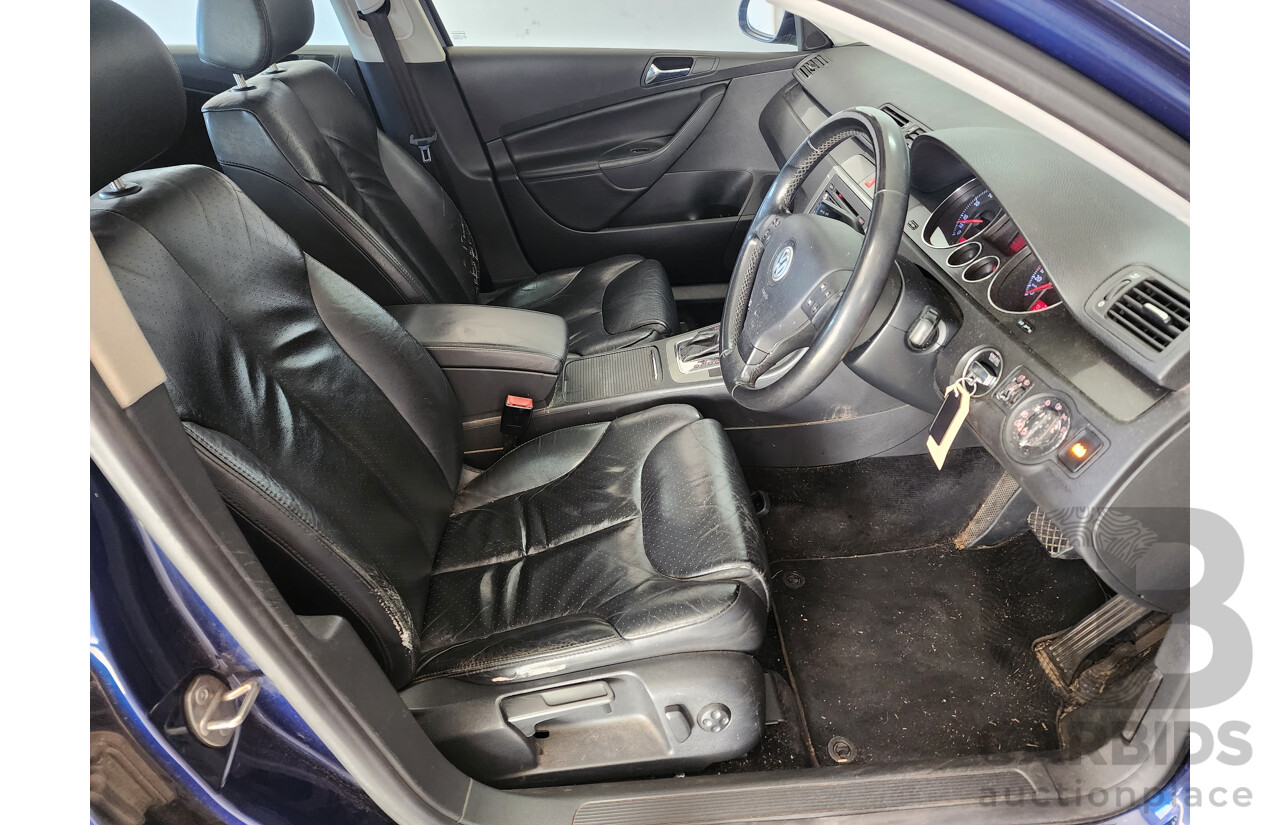4/2006 Volkswagen Passat 3.2 V6 FSI 3C 4d Wagon Blue 3.2L