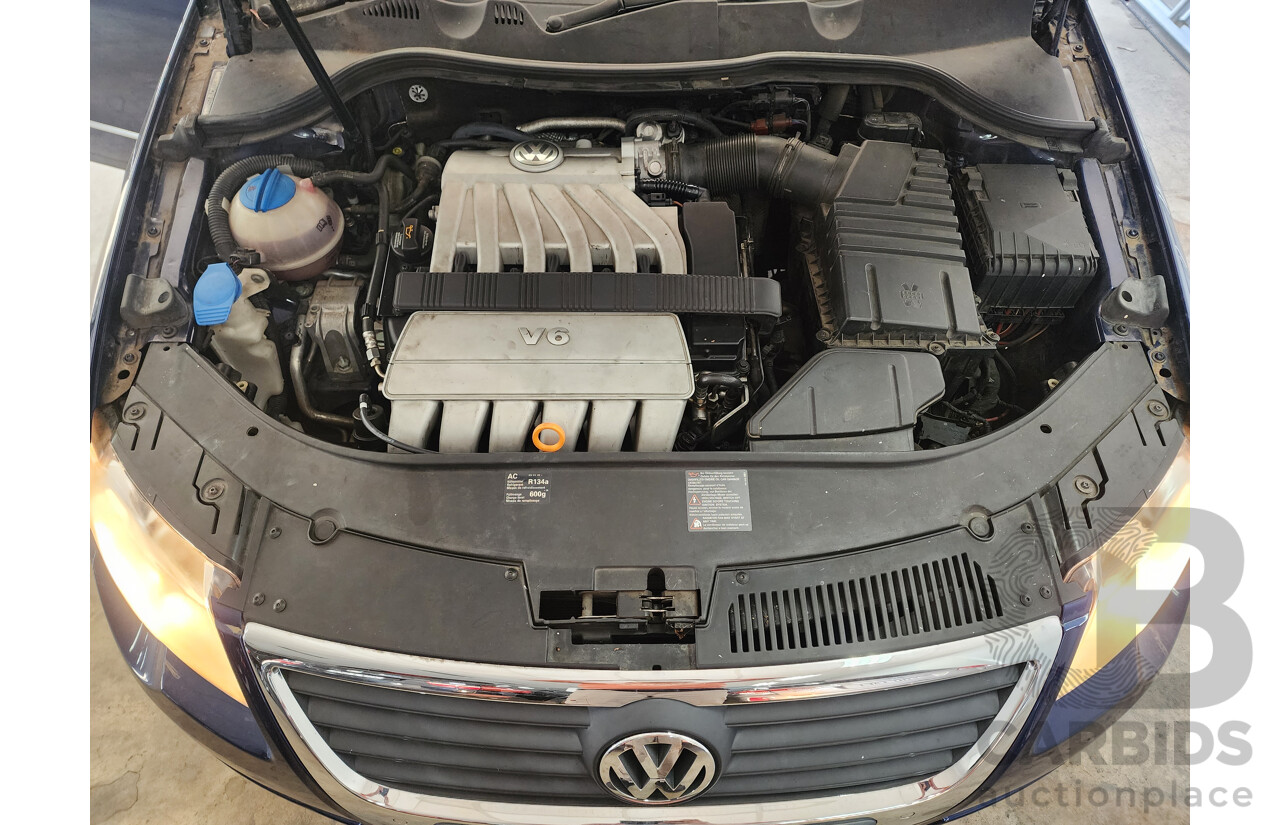 4/2006 Volkswagen Passat 3.2 V6 FSI 3C 4d Wagon Blue 3.2L