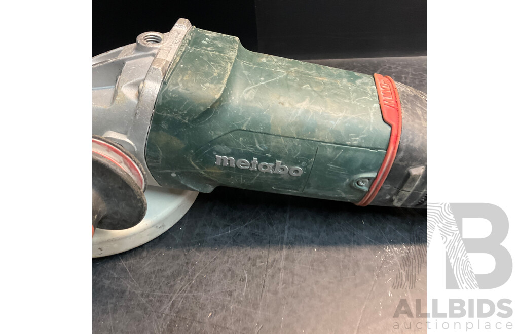 METABO W 22-180 MVT Angle Grinder