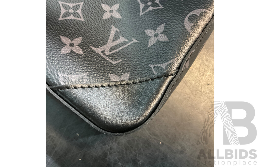 Trio Black & Grey Cross Body Bag Branded Louis Vuitton