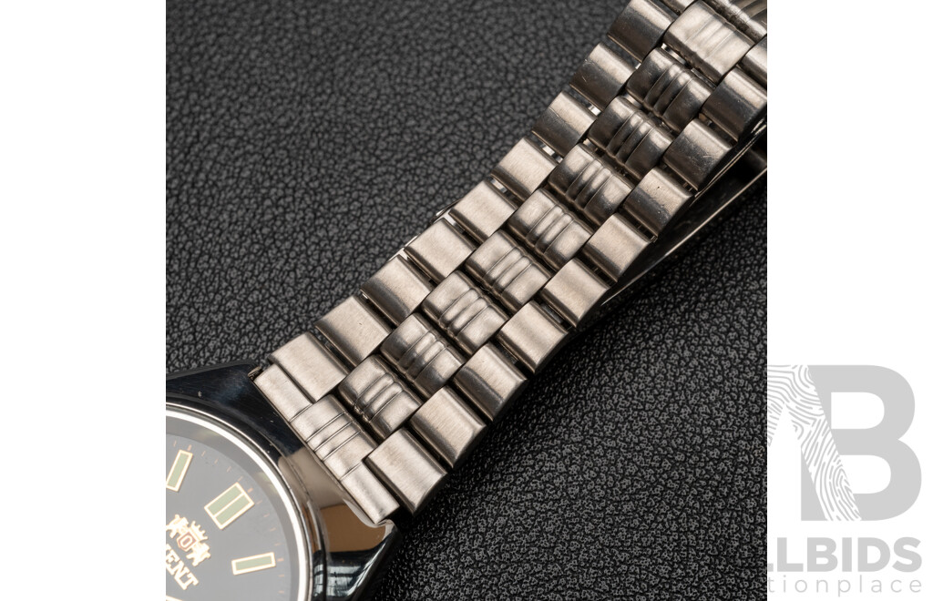 Orient 3 Star Crytal 21 Jewels Automatic Watch, 469WB1-84 CA, Black Dial, Vintage Circa 1980's