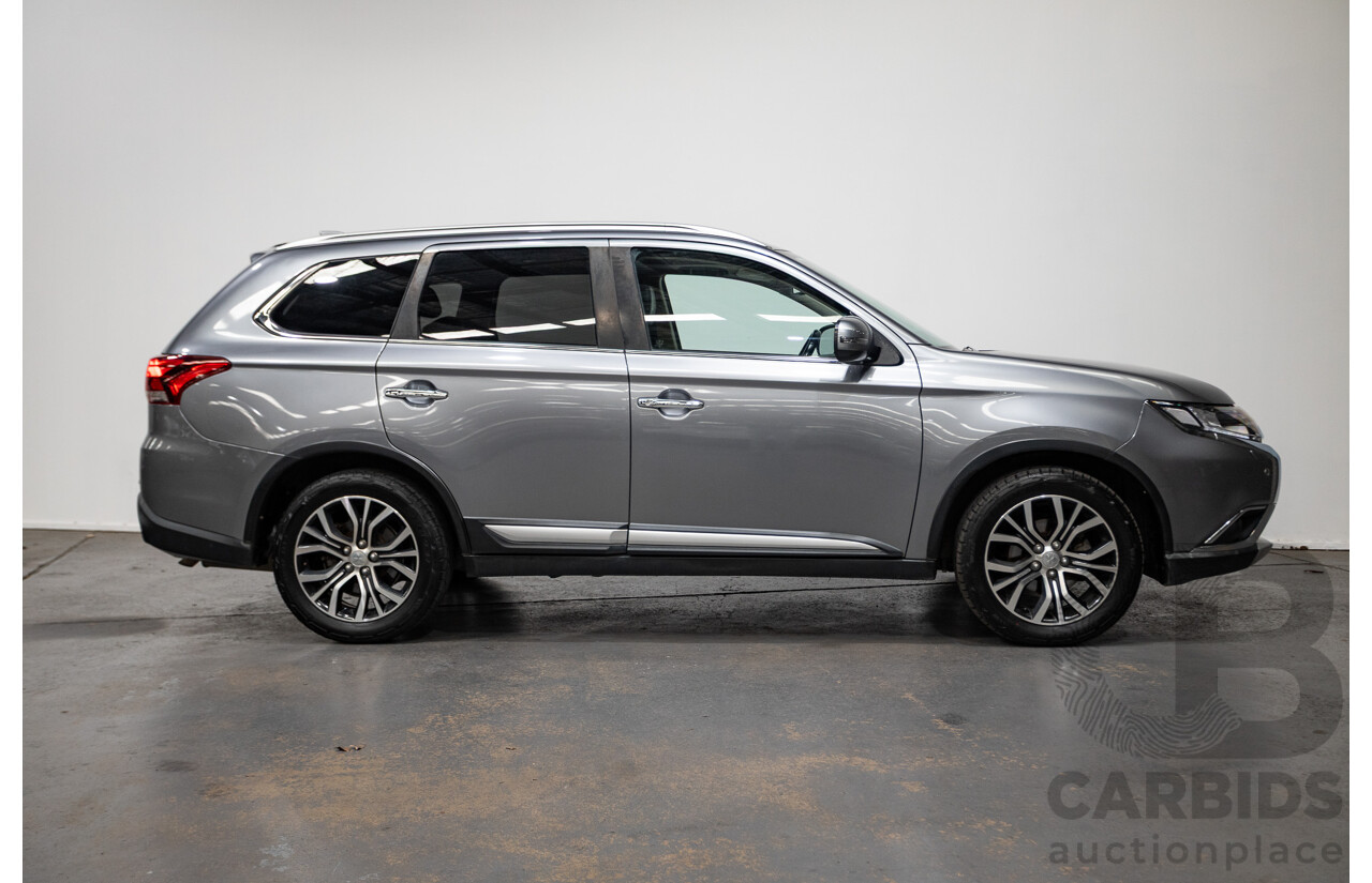 08/2017 Mitsubishi Outlander EXCEED (AWD) ZK MY18 4D Wagon Titanium Grey Turbo Diesel 2.3L - 7 seats