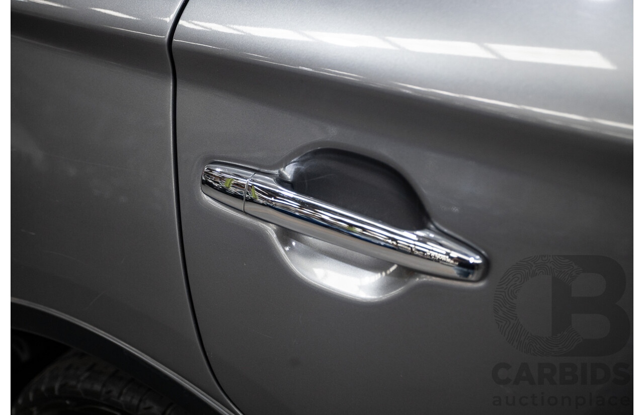 08/2017 Mitsubishi Outlander EXCEED (AWD) ZK MY18 4D Wagon Titanium Grey Turbo Diesel 2.3L - 7 seats