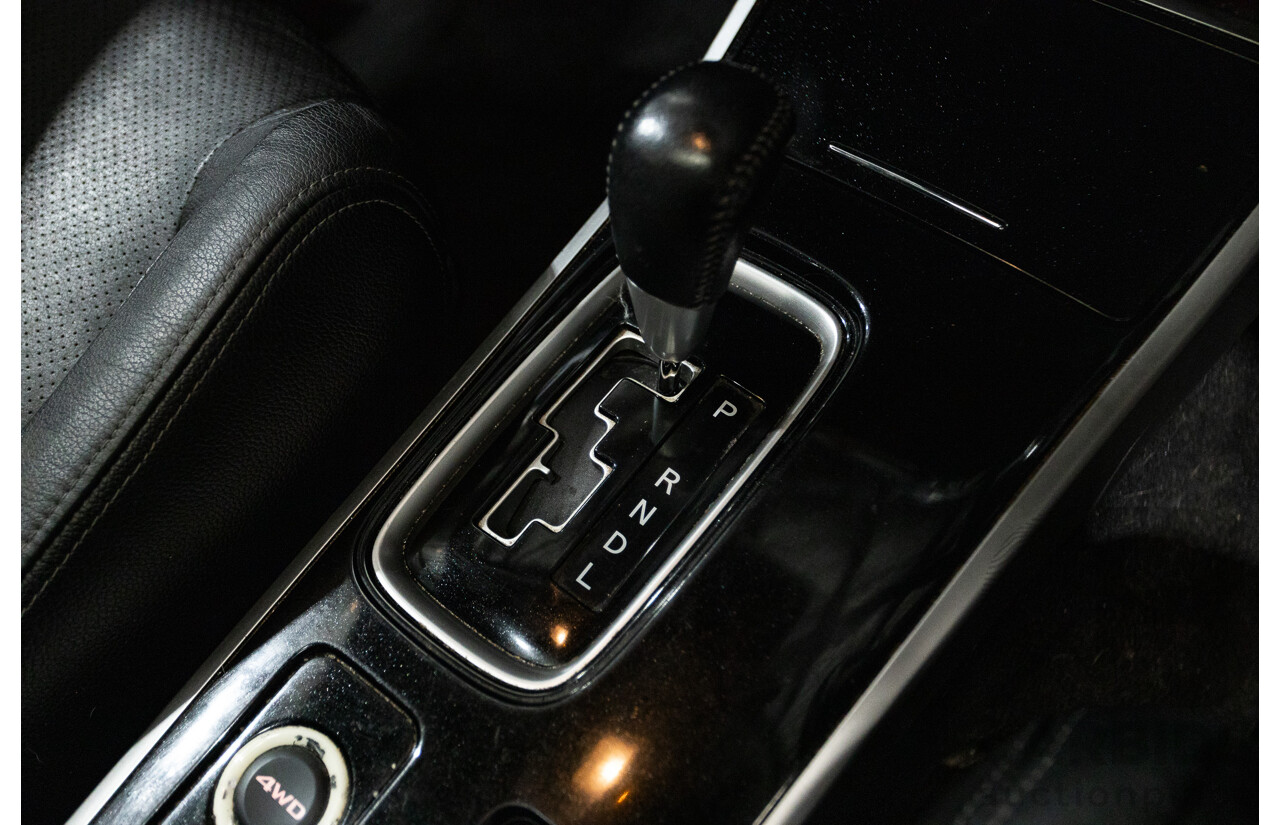 08/2017 Mitsubishi Outlander EXCEED (AWD) ZK MY18 4D Wagon Titanium Grey Turbo Diesel 2.3L - 7 seats