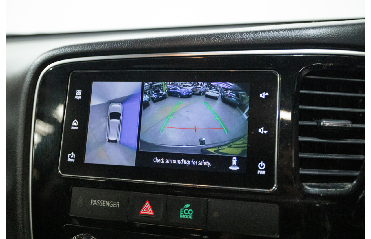 08/2017 Mitsubishi Outlander EXCEED (AWD) ZK MY18 4D Wagon Titanium Grey Turbo Diesel 2.3L - 7 seats