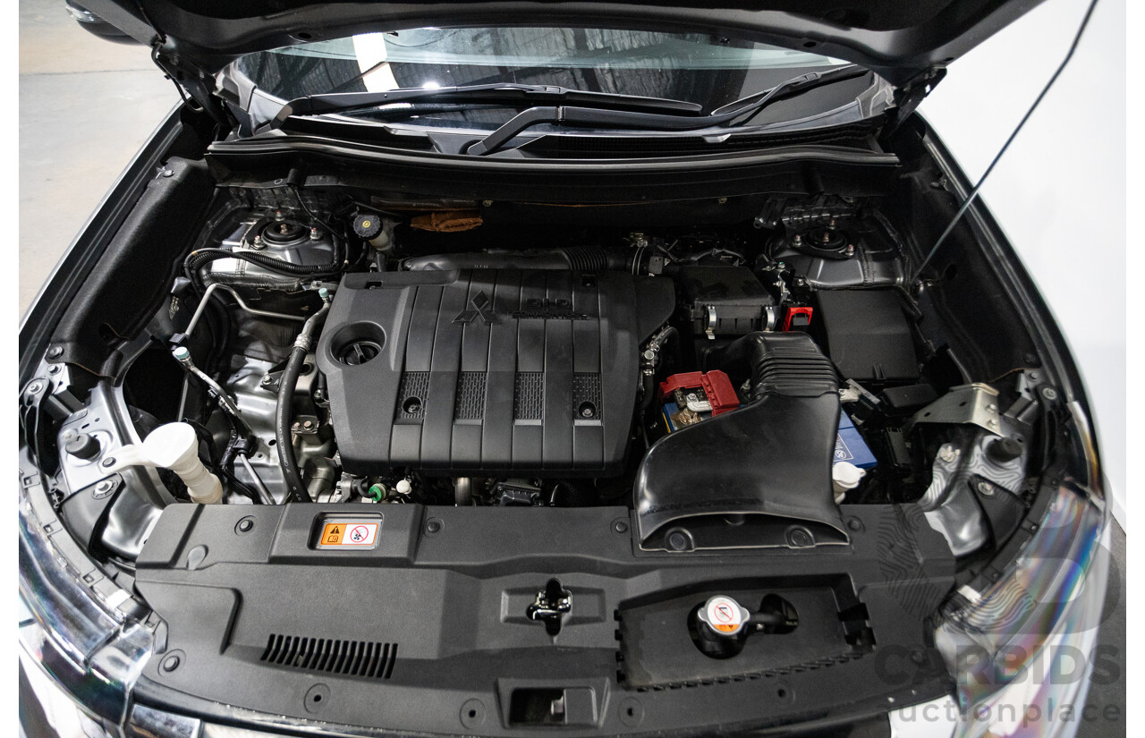 08/2017 Mitsubishi Outlander EXCEED (AWD) ZK MY18 4D Wagon Titanium Grey Turbo Diesel 2.3L - 7 seats