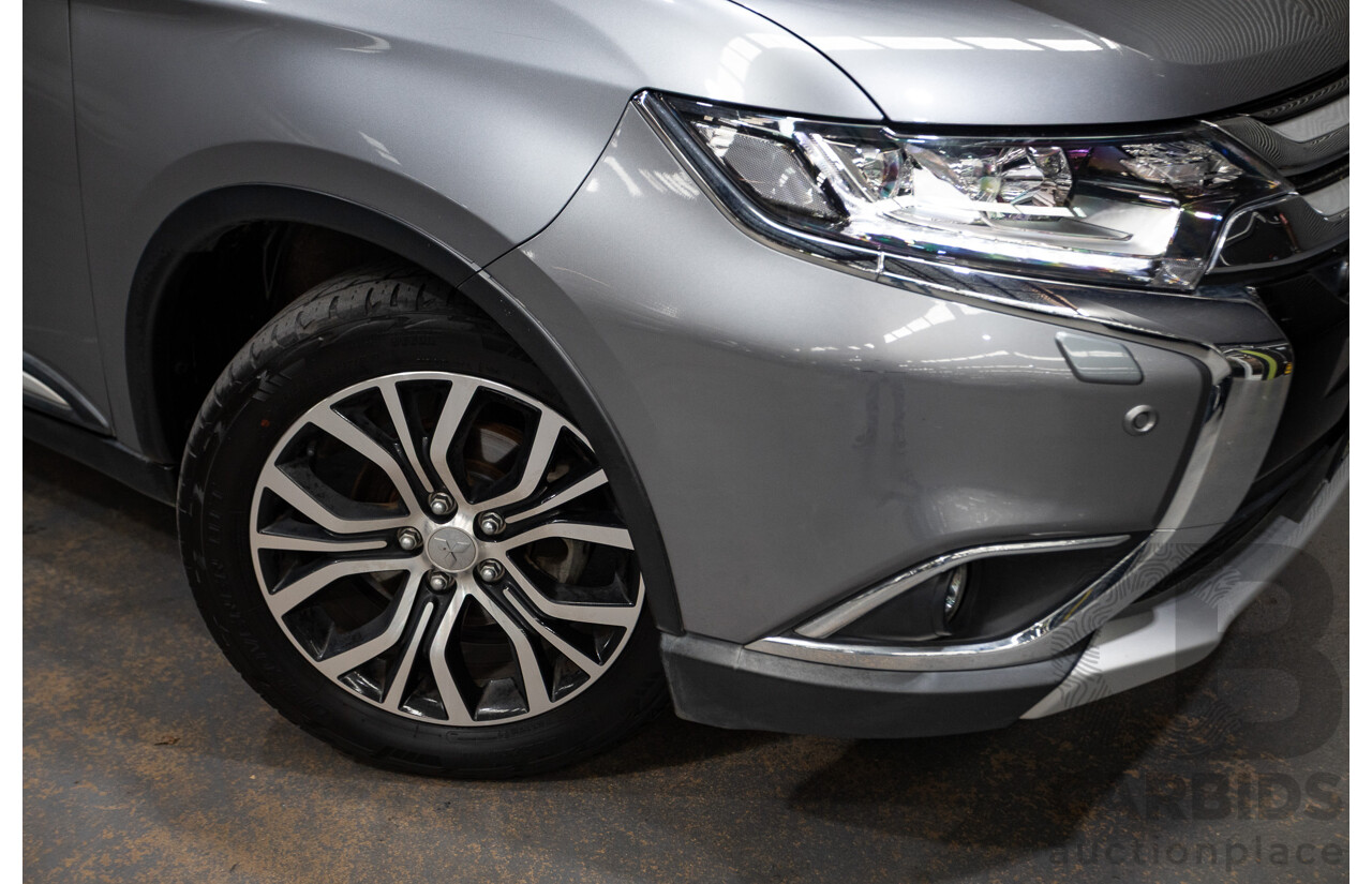 08/2017 Mitsubishi Outlander EXCEED (AWD) ZK MY18 4D Wagon Titanium Grey Turbo Diesel 2.3L - 7 seats