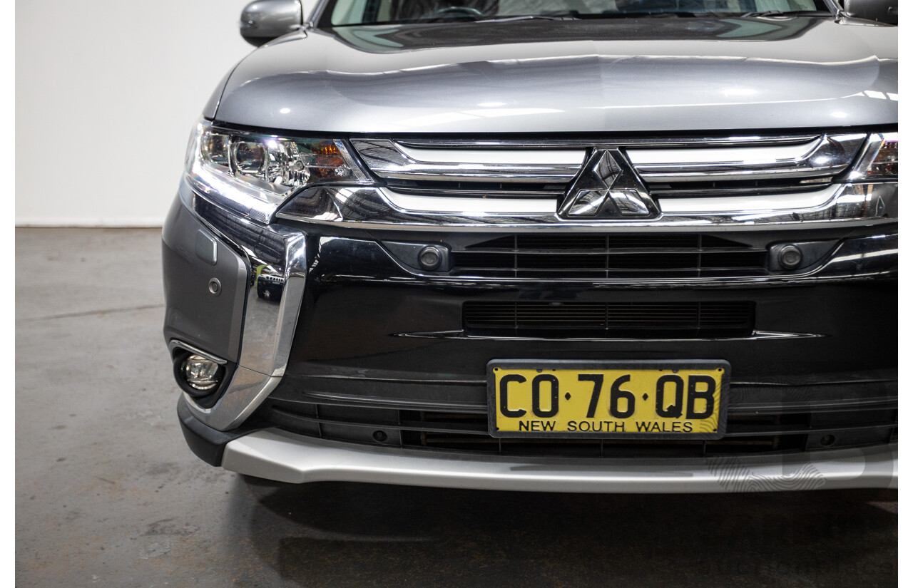 08/2017 Mitsubishi Outlander EXCEED (AWD) ZK MY18 4D Wagon Titanium Grey Turbo Diesel 2.3L - 7 seats