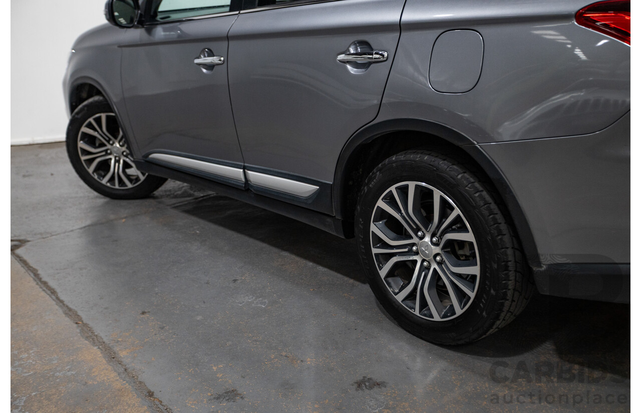08/2017 Mitsubishi Outlander EXCEED (AWD) ZK MY18 4D Wagon Titanium Grey Turbo Diesel 2.3L - 7 seats