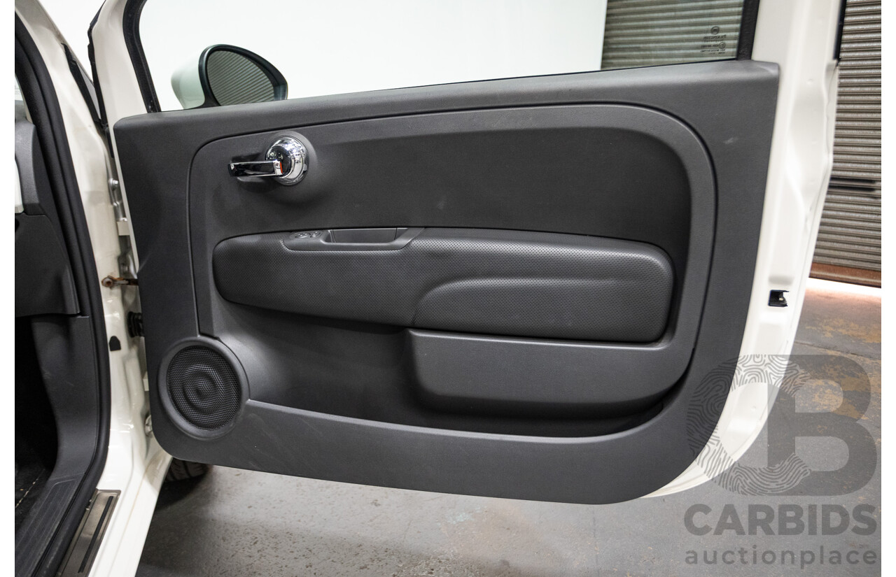 3/2013 Fiat 500 TWIN AIR Lounge  2d Convertible White 0.9L