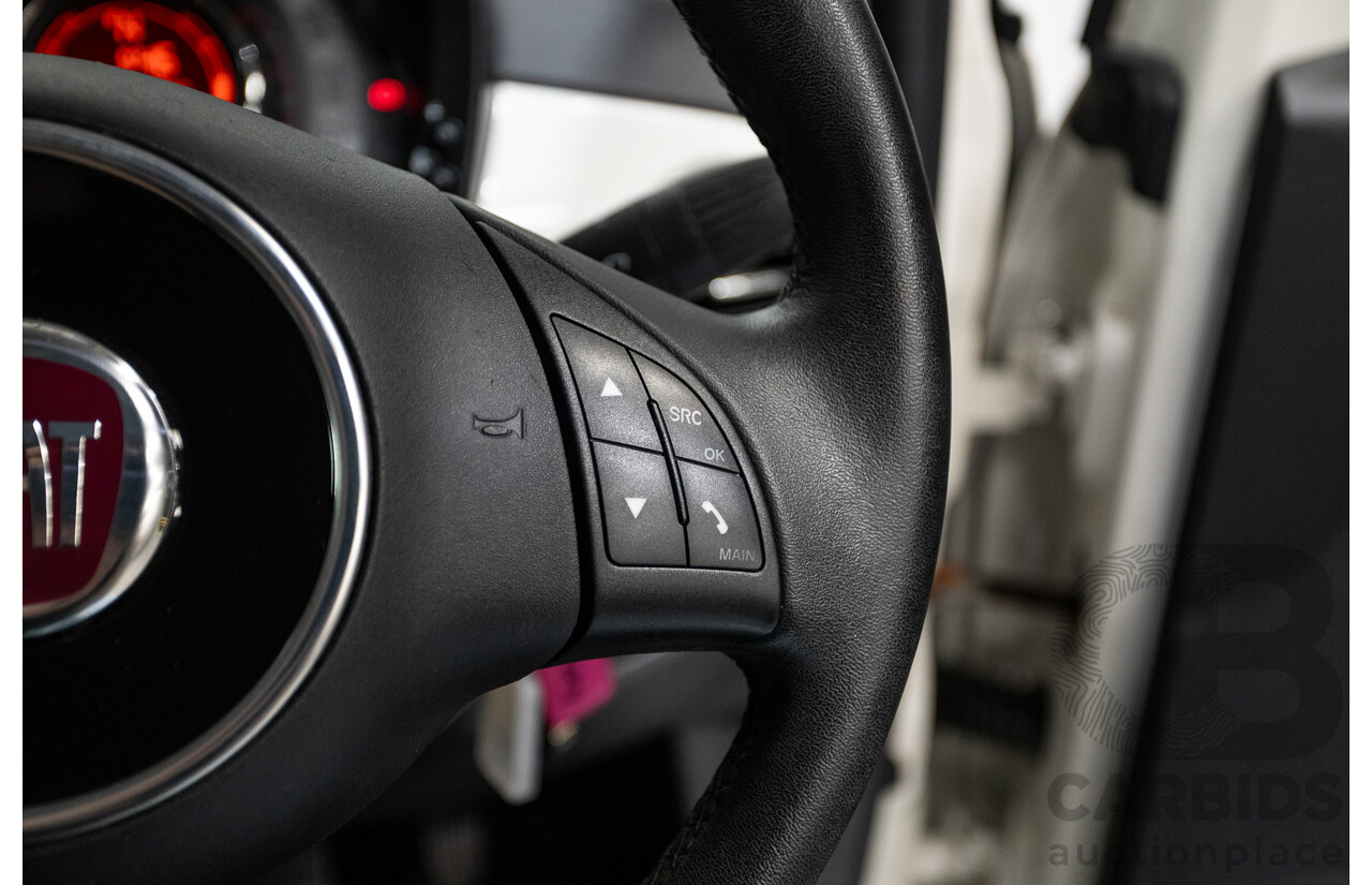 3/2013 Fiat 500 TWIN AIR Lounge  2d Convertible White 0.9L