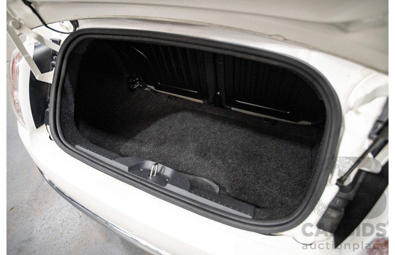 3/2013 Fiat 500 TWIN AIR Lounge  2d Convertible White 0.9L