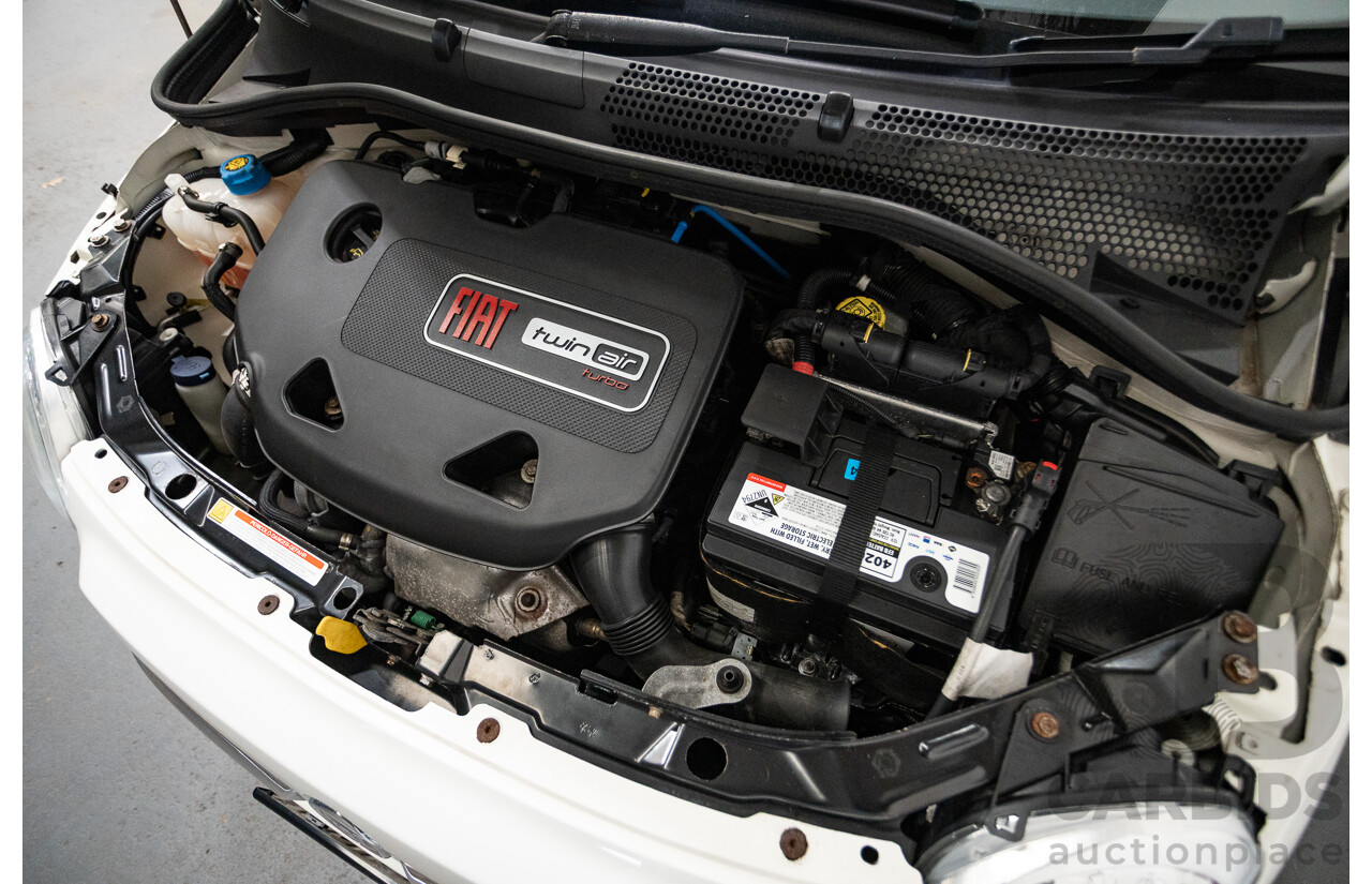 3/2013 Fiat 500 TWIN AIR Lounge  2d Convertible White 0.9L