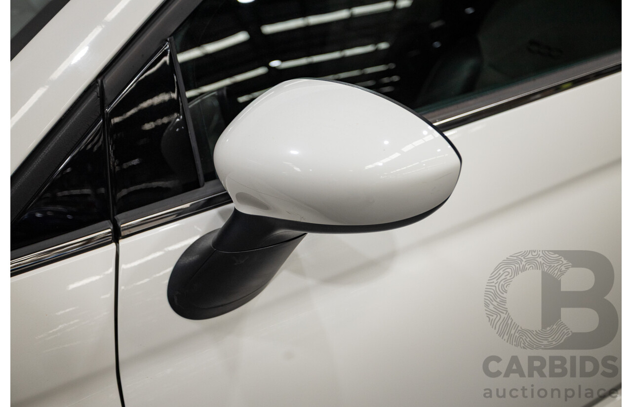 3/2013 Fiat 500 TWIN AIR Lounge  2d Convertible White 0.9L