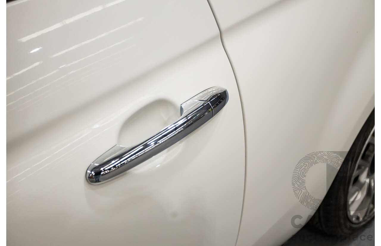 3/2013 Fiat 500 TWIN AIR Lounge  2d Convertible White 0.9L