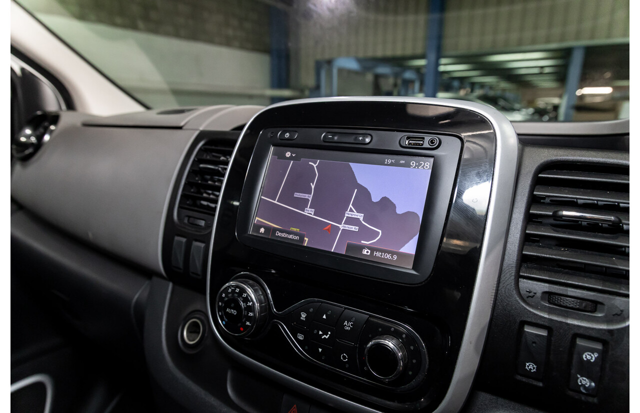 07/2019 Renault Trafic LWB (85kW FWD) X82 4D Van Glacier White Turbo Diesel 1.6L