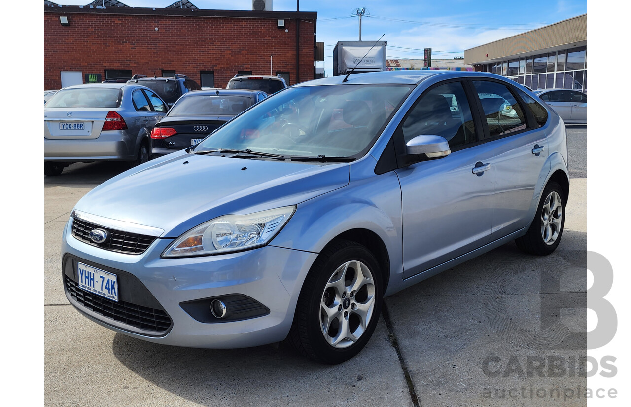 9/2010 Ford Focus LX LV 5d Hatchback Blue 2.0L