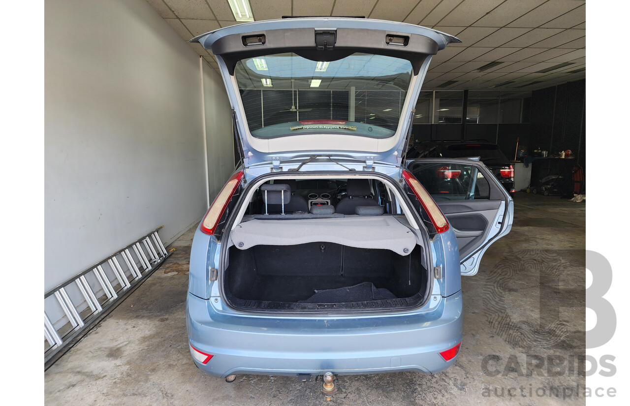 9/2010 Ford Focus LX LV 5d Hatchback Blue 2.0L