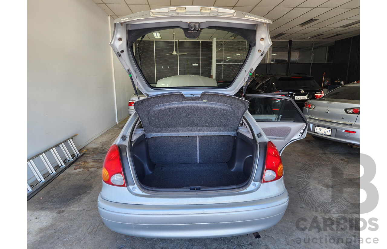 3/2000 Toyota Corolla Ascent SECA AE112R 5d Liftback Silver 1.8L