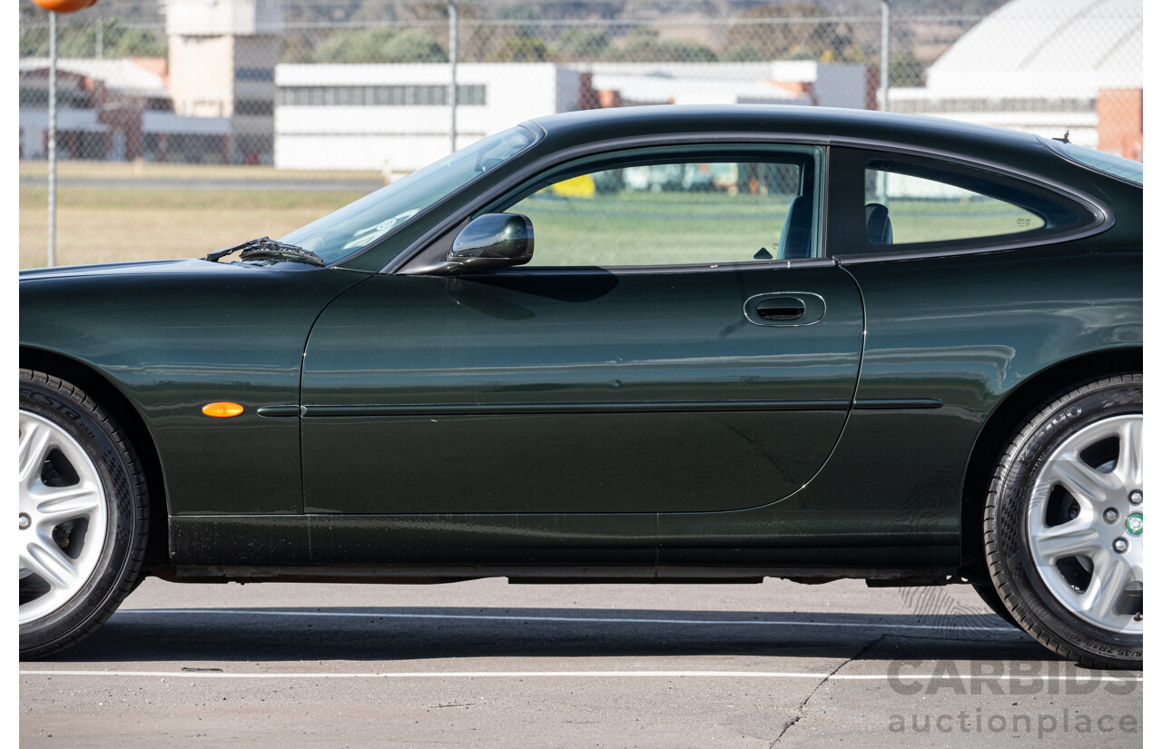 2/1997 Jaguar XK8 Classic 2d Coupe British Racing Green V8 4.0L