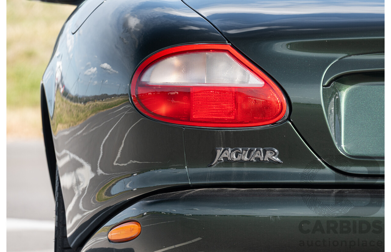 2/1997 Jaguar XK8 Classic 2d Coupe British Racing Green V8 4.0L